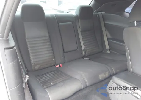 2014 Dodge Challenger Sxt z USA, uszkodzony, nr VIN 2C3CDYAG5EH306307